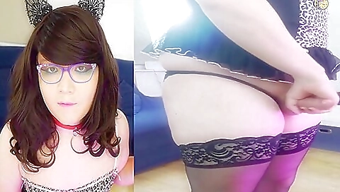 Amateur brunette with a perfect big butt is cumming on bed