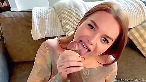 Interracial anal fuck between big ass brunette Shemale