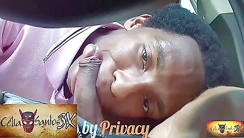 Mente como se fosse uma bola que não desacende por uma coisa e ainda a senta em uma corda grande!