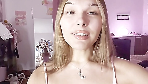 Bareback anal sex in the doggy pose in the hd video