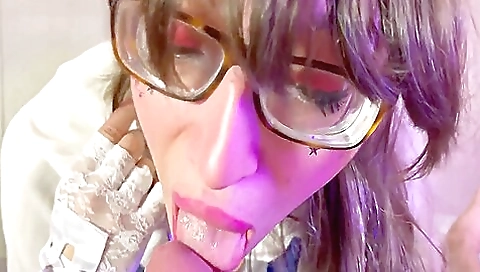 Big ass brunette with a nice round booty fucked and creampie