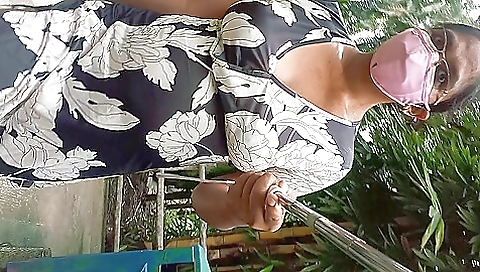 I'm making an outdoor porn vid that ends with big tits