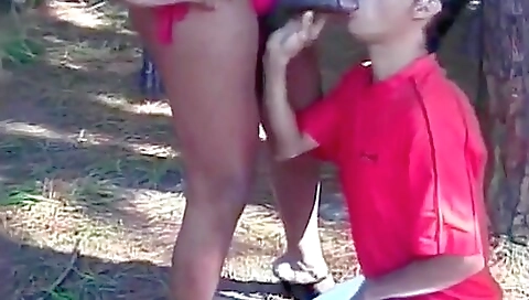 Ebony hottie gets a deepthroat blowjob from her black lover