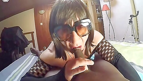 Ebony hottie with great tits rides huge dick on camera